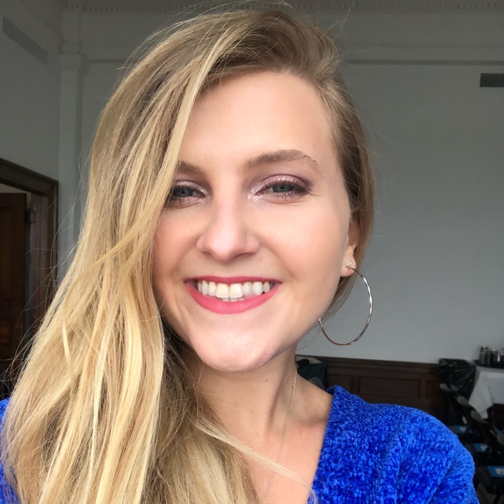 Meet your Posher, Gabriella